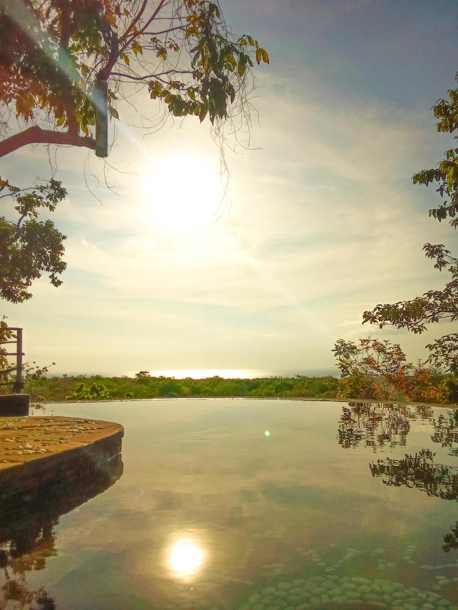 Utopia Rote Lodge Нембрала Екстер'єр фото