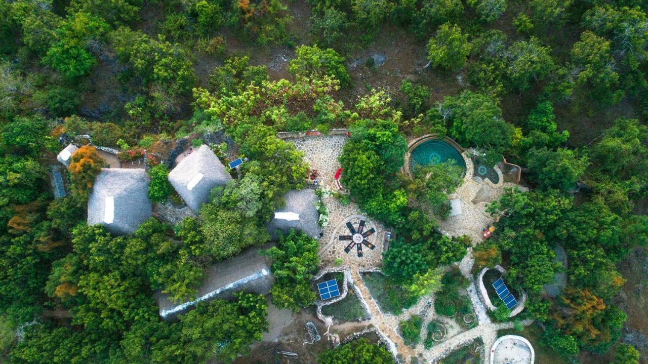 Utopia Rote Lodge Нембрала Екстер'єр фото